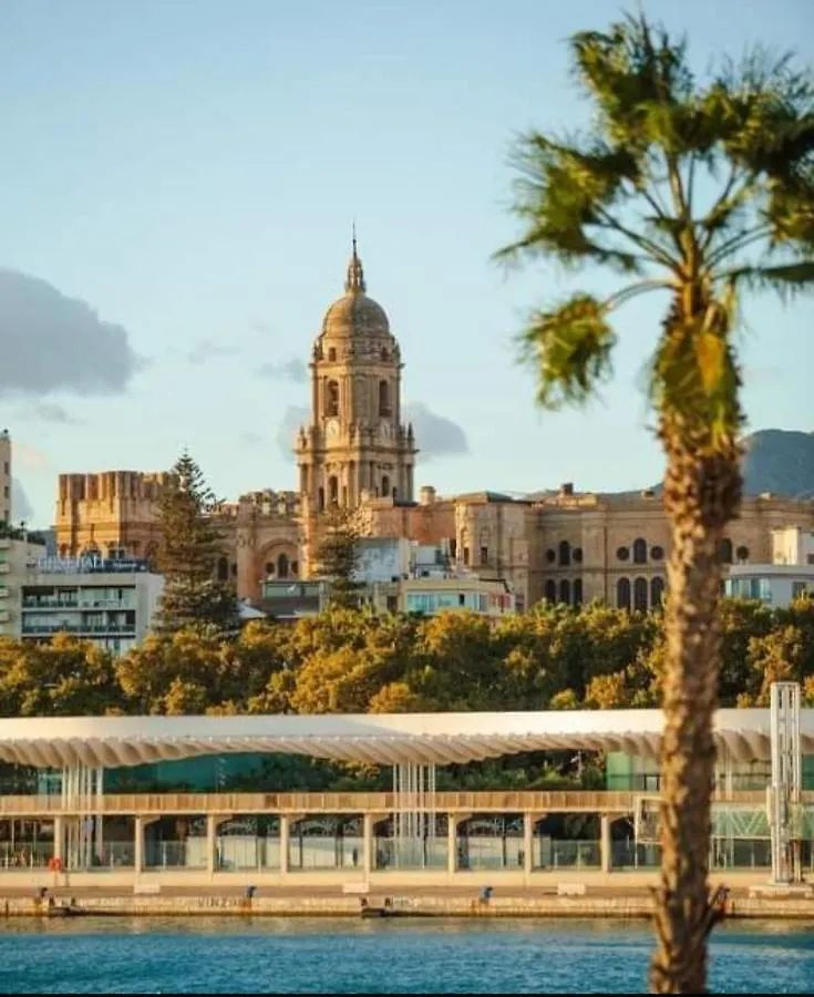 Bahia De Malaga Apartment